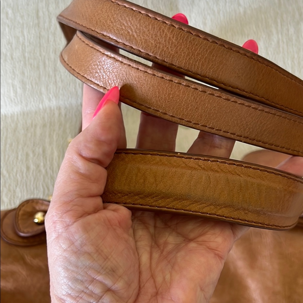 Badgley Mischka Brown and Gold Leather Shoulder Bag with Turnlock Closure Vtg - Picture 6 of 16